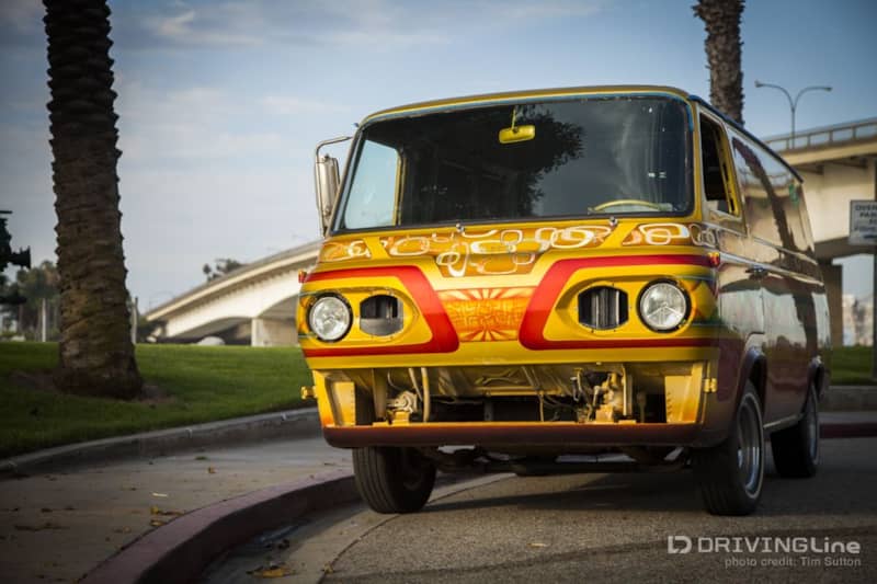 1966_Ford_Econoline_Van_Cab_Over_Custom_10