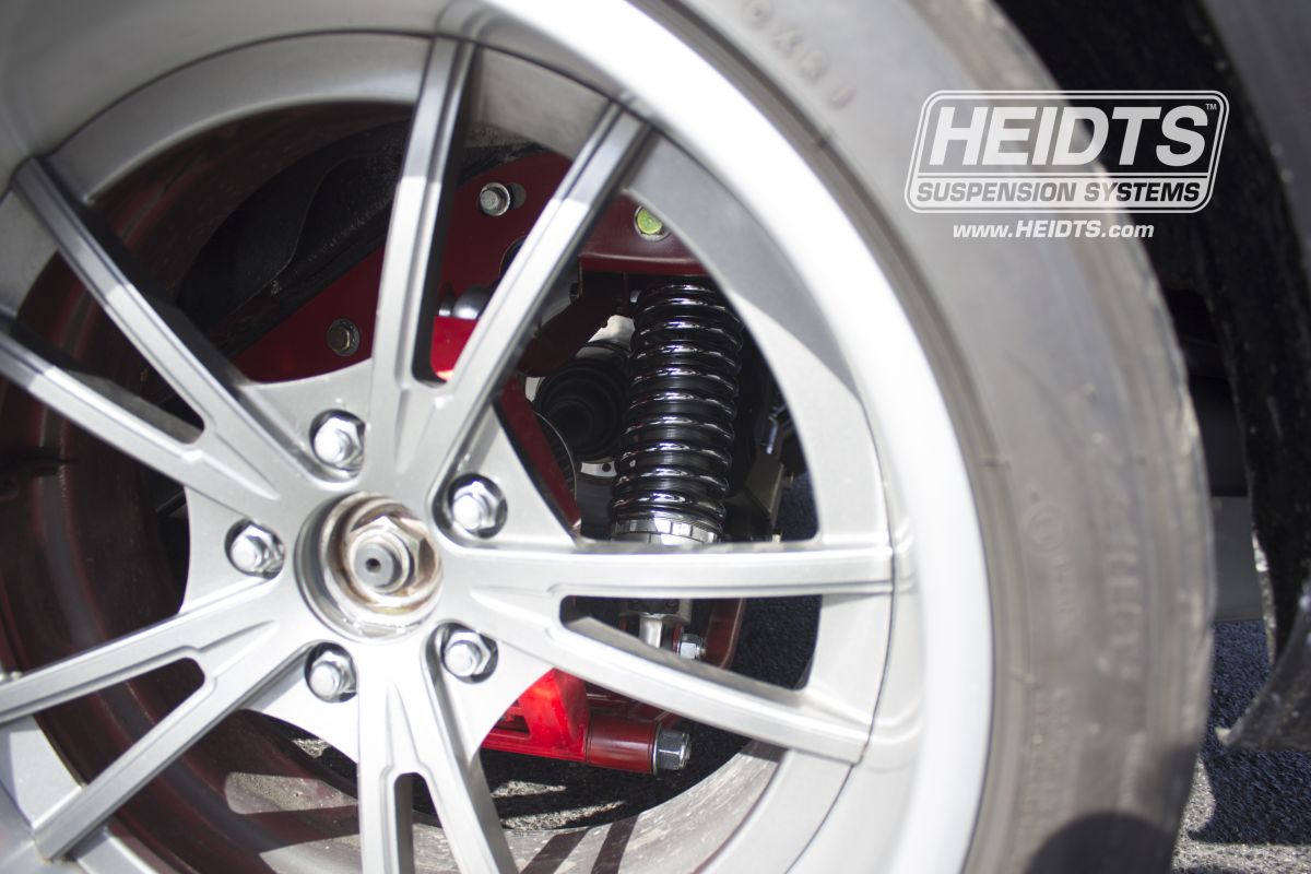 1968-Heidts-Camaro-retromod-05