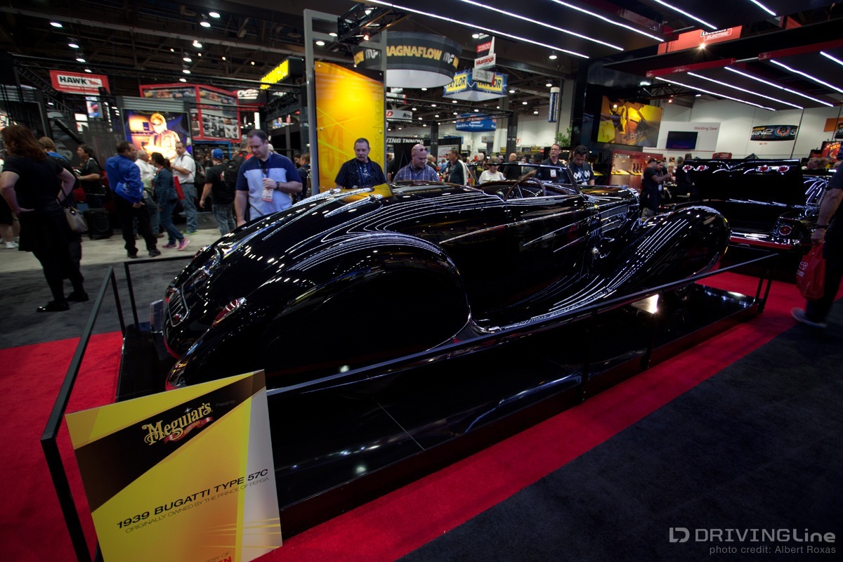 sema-2013-bugatti-build01