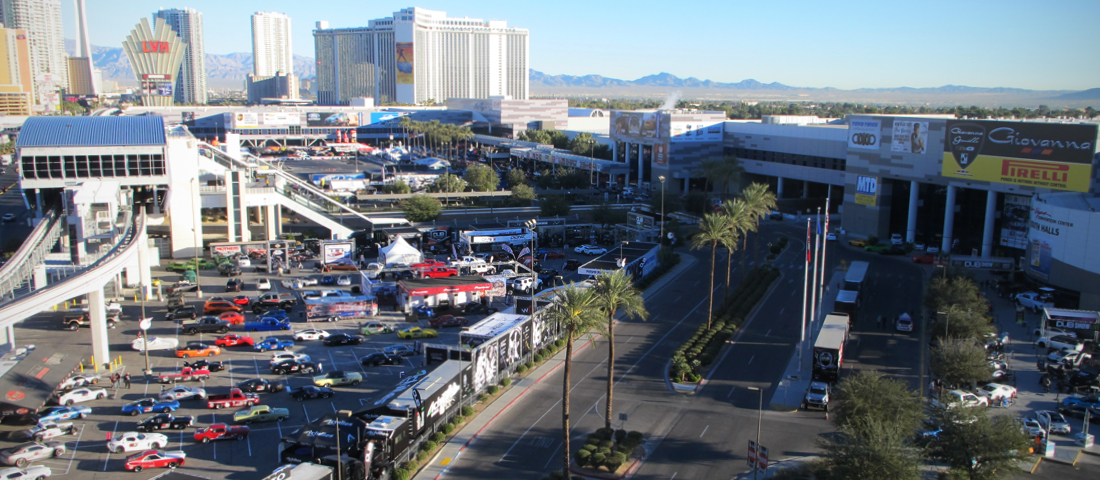 sema-show-2013-outside-feature1