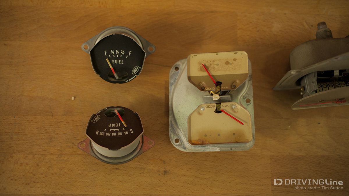 vintage-gauge-restoration-12v-conversion-05