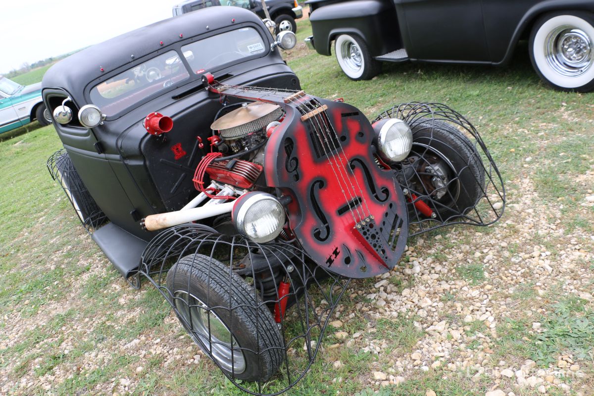 2014-lonestar-round-up-bass-front-chevy-pickup-21