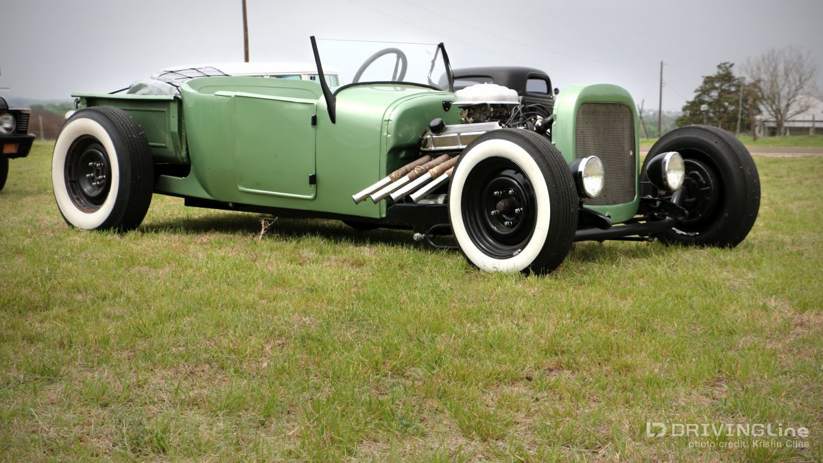 2014-lonestar-round-up-green-Ford-roadster-pickup-20