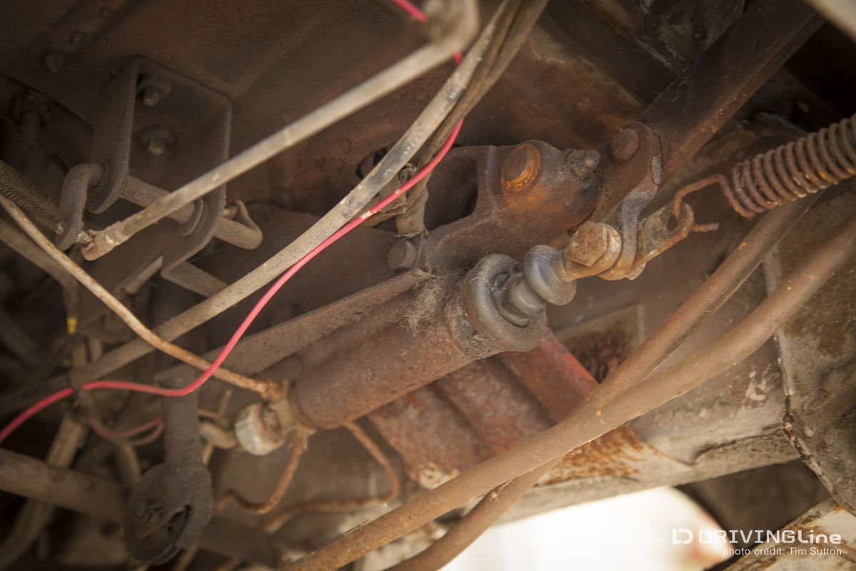 old-car-brake-job-upgrade-econoline-07