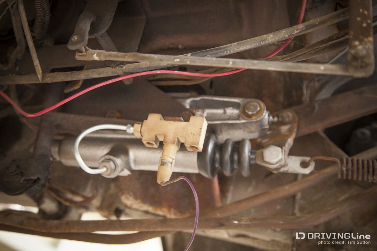 old-car-brake-job-upgrade-econoline-17