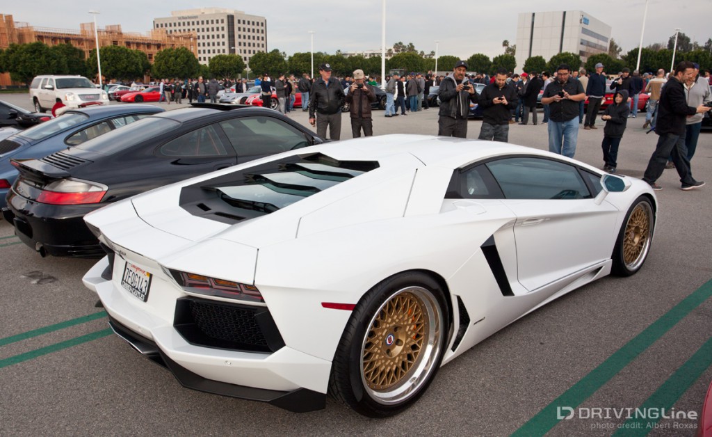 aventador_rear