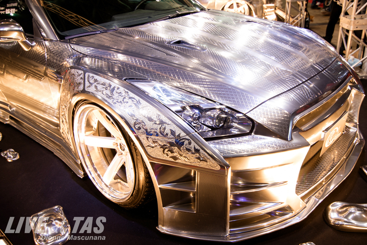 tokyo-auto-salon-favorites-kuhl-gtr-embossed-paint-detail-02