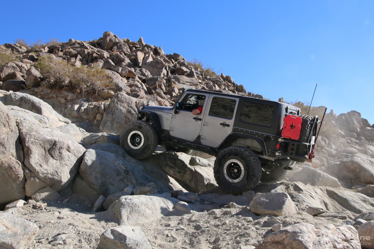 johnson-valley-rock-crawling-trail-review-mel-wade-11