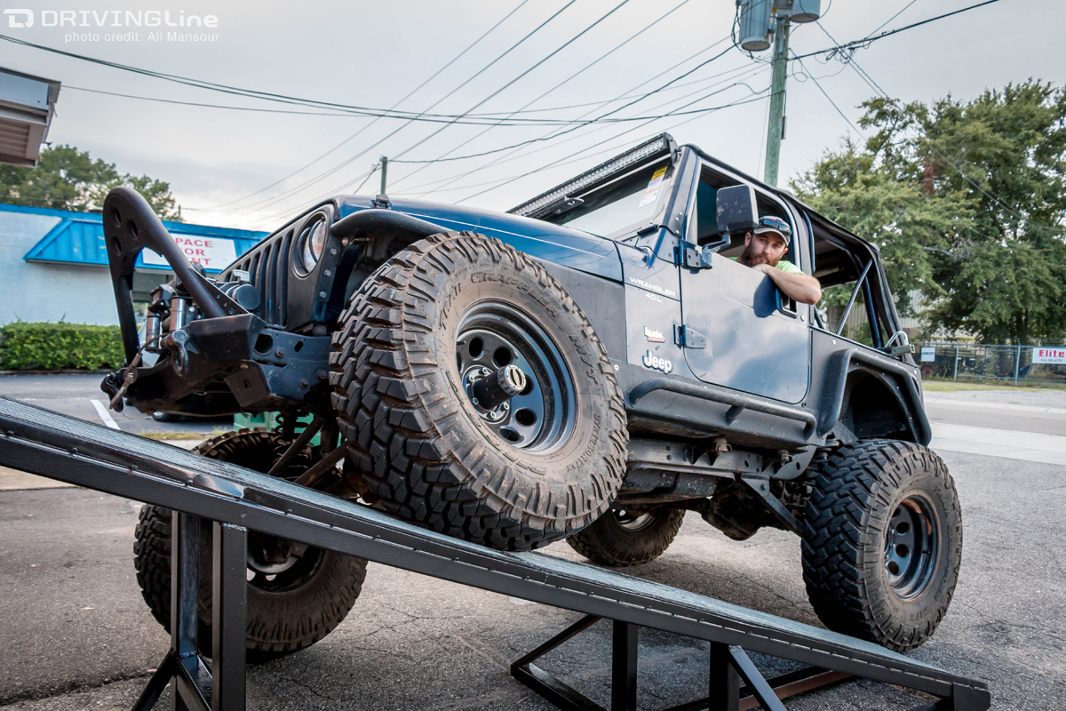 007-jeep-wrangler-tj-37-trail-grapplers-nitto-tire