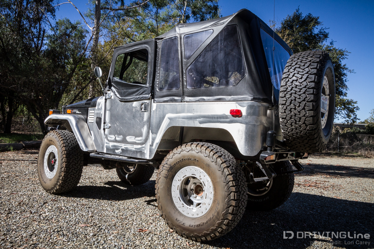 002-1969-Toyota-FJ-40-Land-Cruiser-v-8 (4)