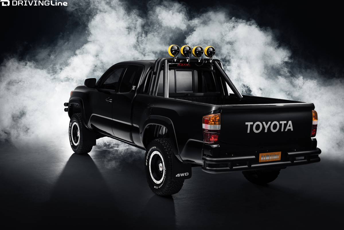 Toyota-Tacoma-Back-To-The-Future-tribute-truck-1985-BTTF (1)