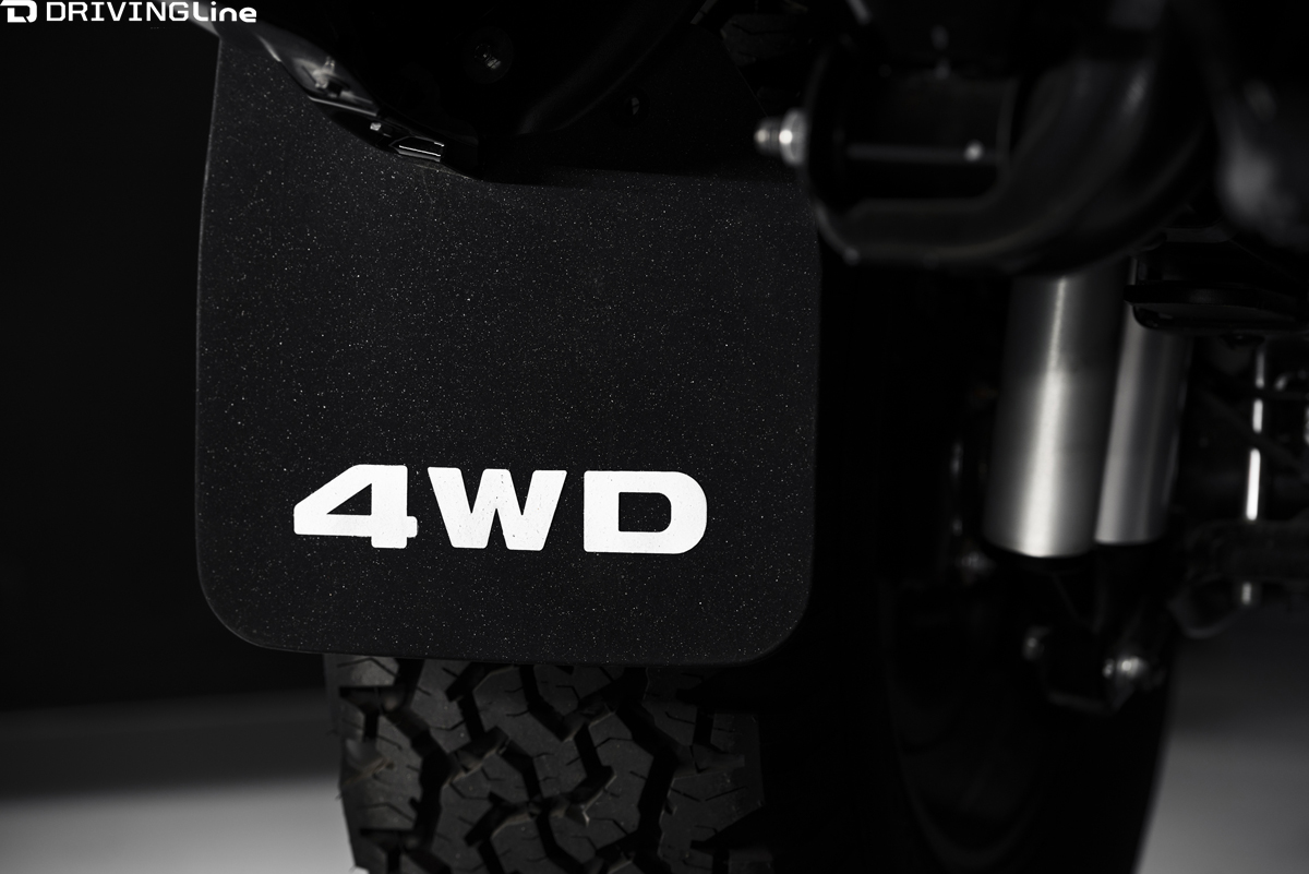 Toyota-Tacoma-Back-To-The-Future-tribute-truck-1985-BTTF (10)