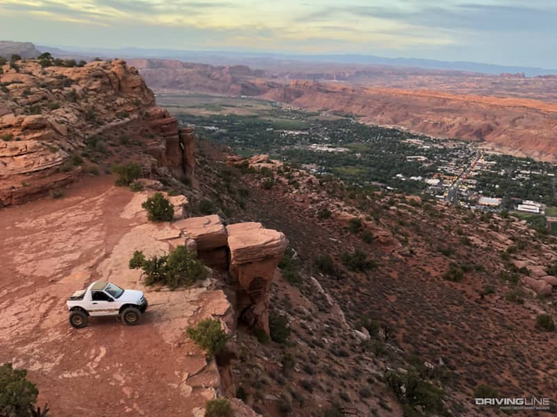 Moab Rim Cliff View with Geo Tracker