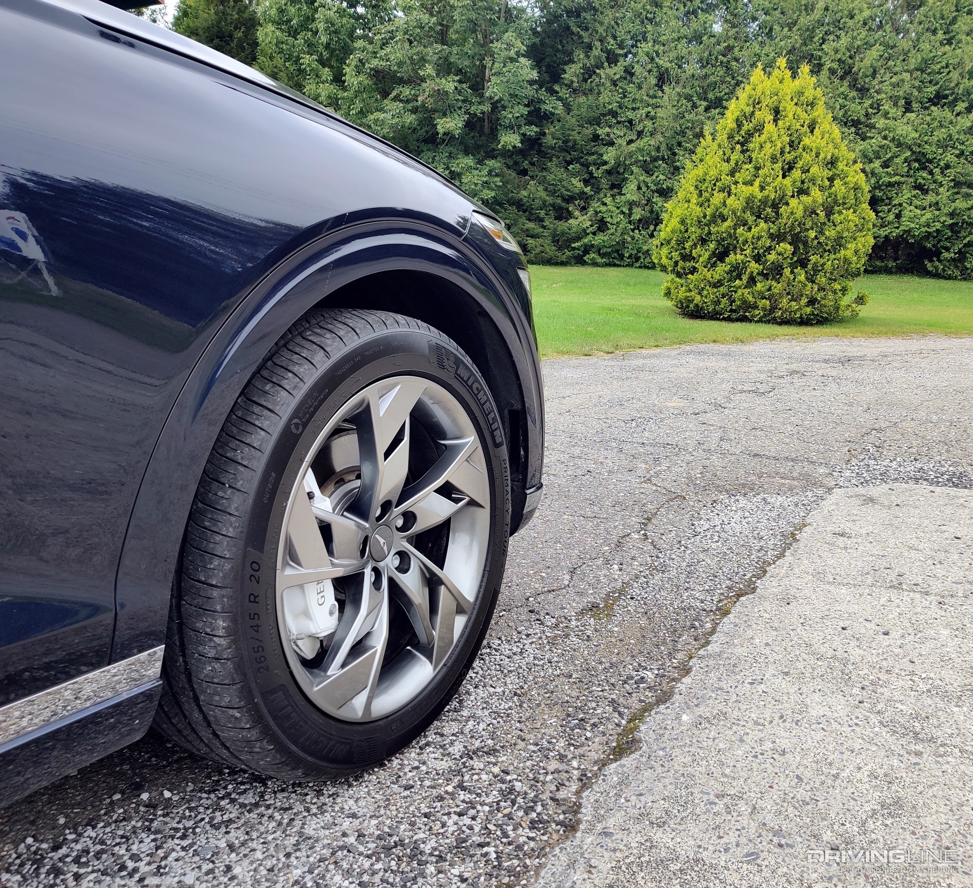 2023 Genesis Electrified GV70 front 3/4