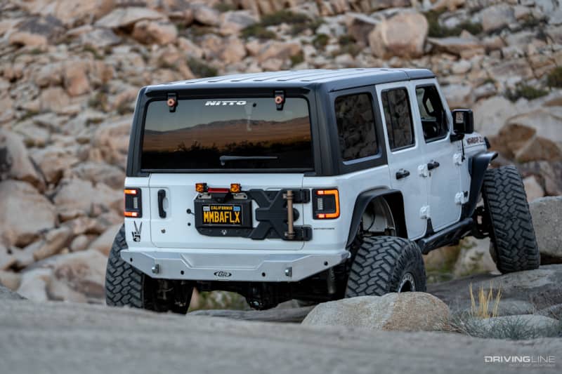 MambaFlex Jeep Wrangler on rocks