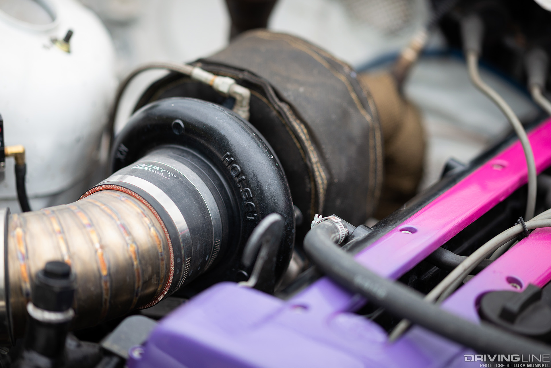 Turbo on 2Jz I6 engine in E46 BMW