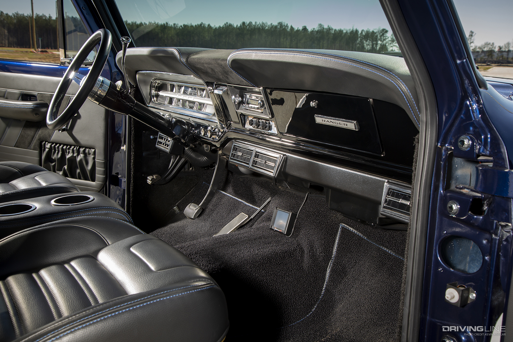 Dash of Randy Pierson's 1972 Ford F-100