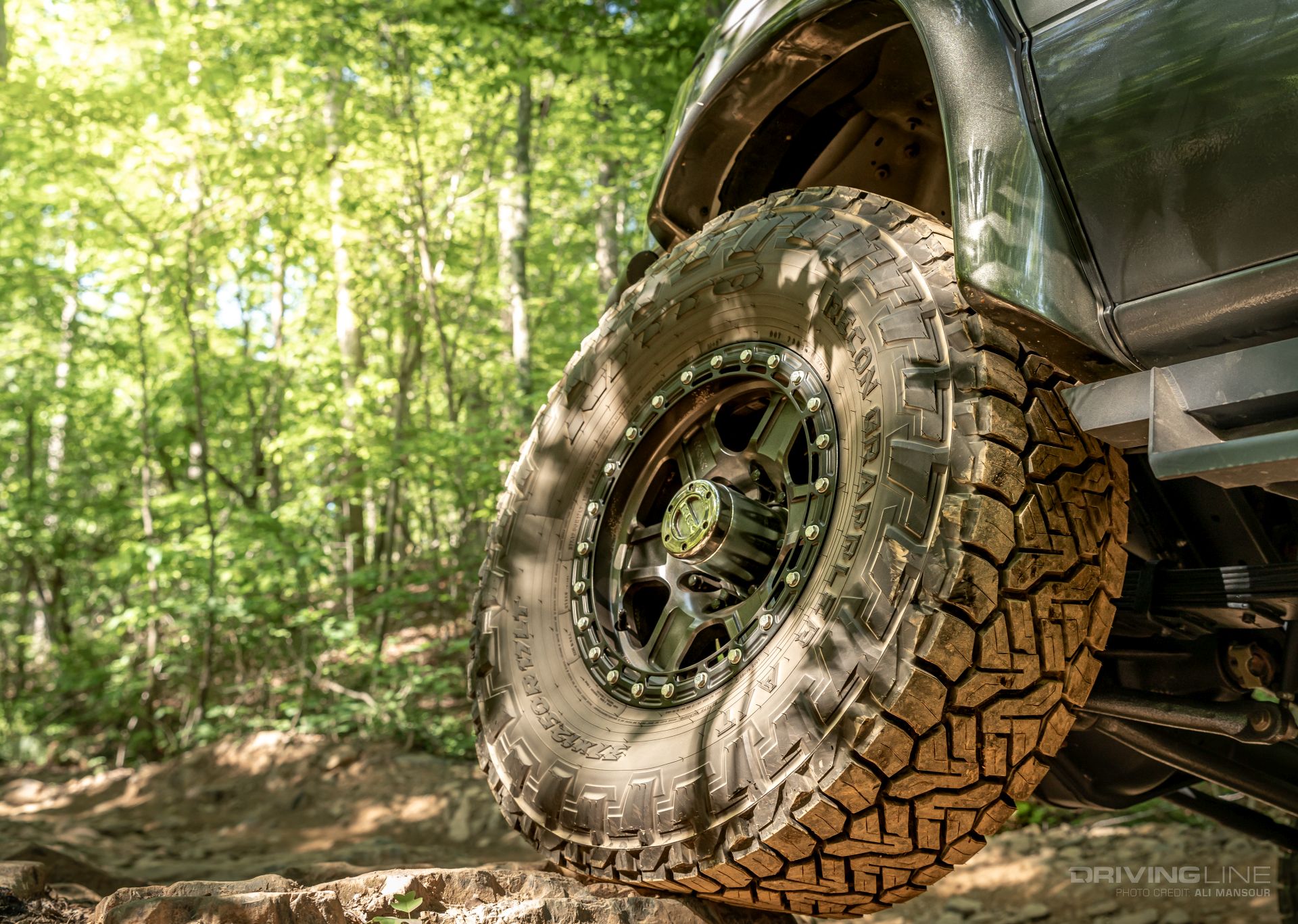 37x12.50R17 Nitto Recon Grappler A/T on 17 InnoV8 racing wheels