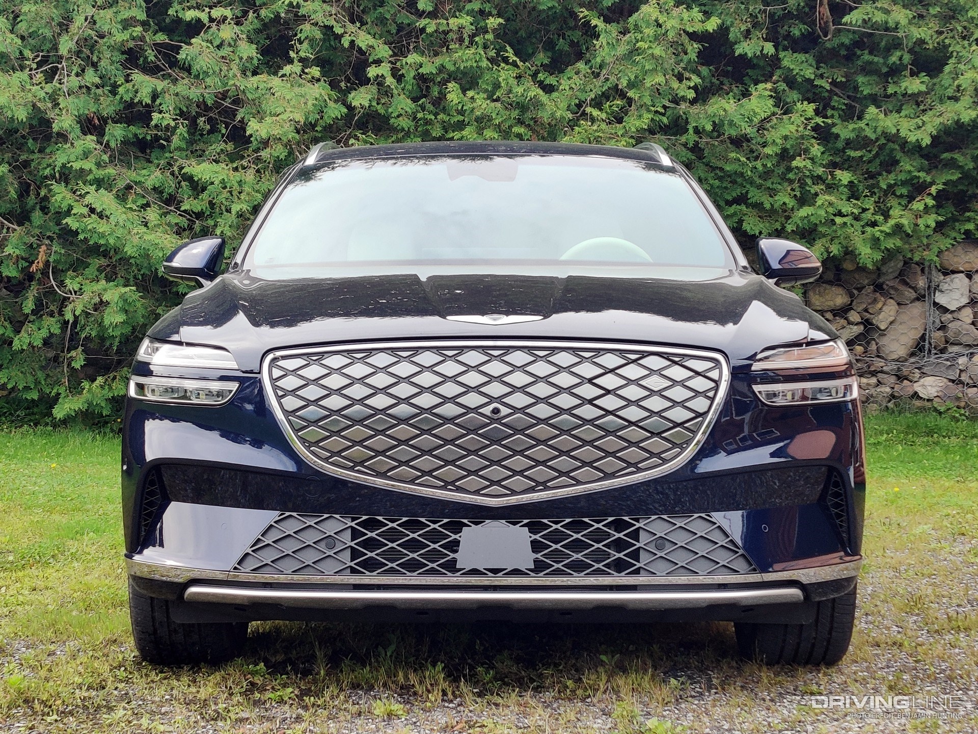 2023 Genesis Electrified GV70 front view