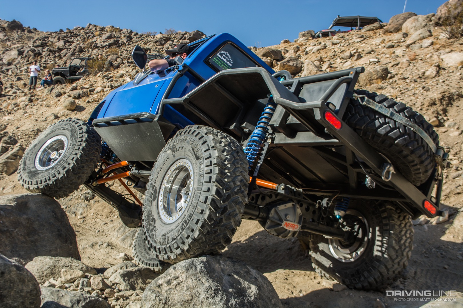 Pickup off-road on aluminum rims