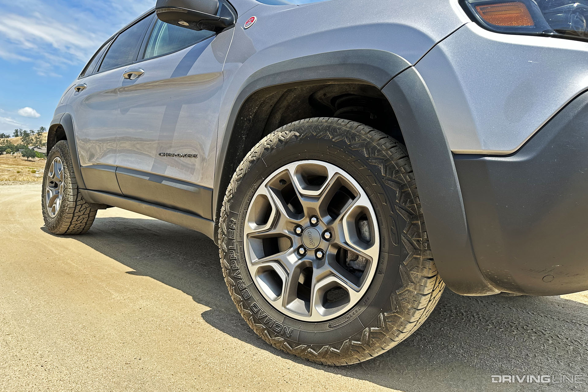Jeep Cherokee Trailhawk on Nitto Nomad Grappler