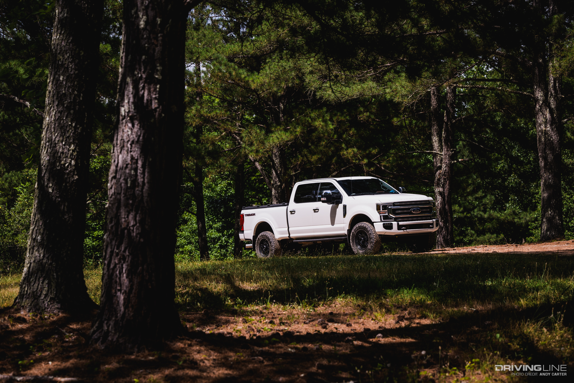 passenger side profile of F-250 Platinum Tremor with Nitto Recon Grappler Tires