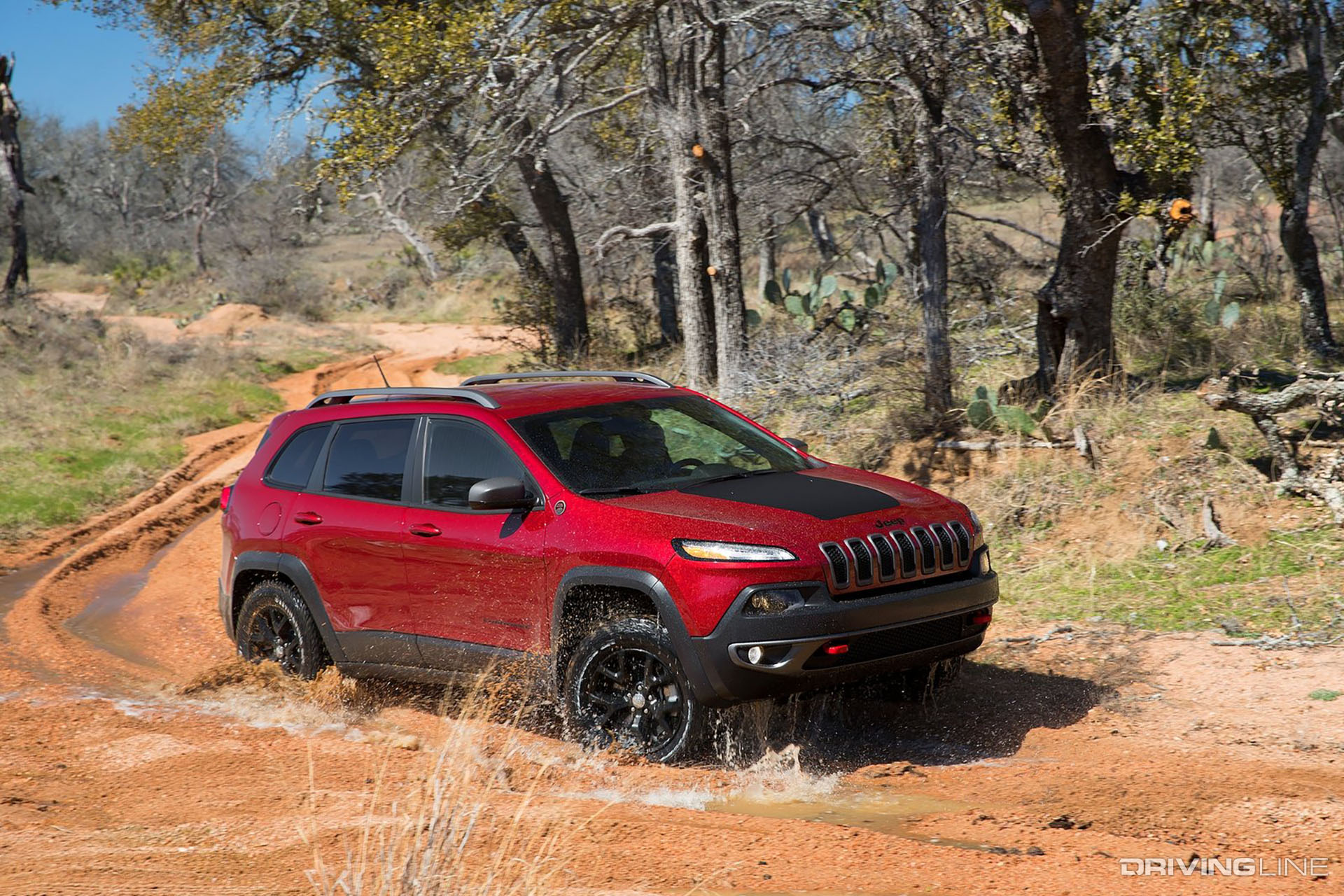 2014 Jeep Cherokee Trailhawk in Mud