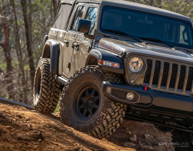 Jeep gladiator Rubicon off-road 3 inch lift and 38s uwharrie
