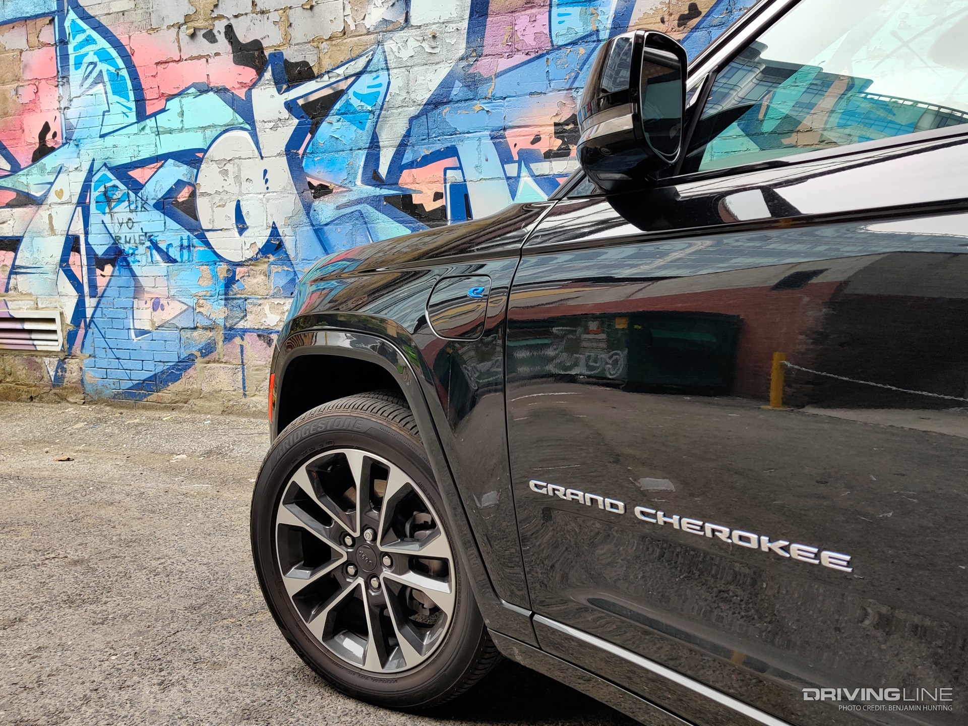 2023 Jeep Grand Cherokee 4xe front fender