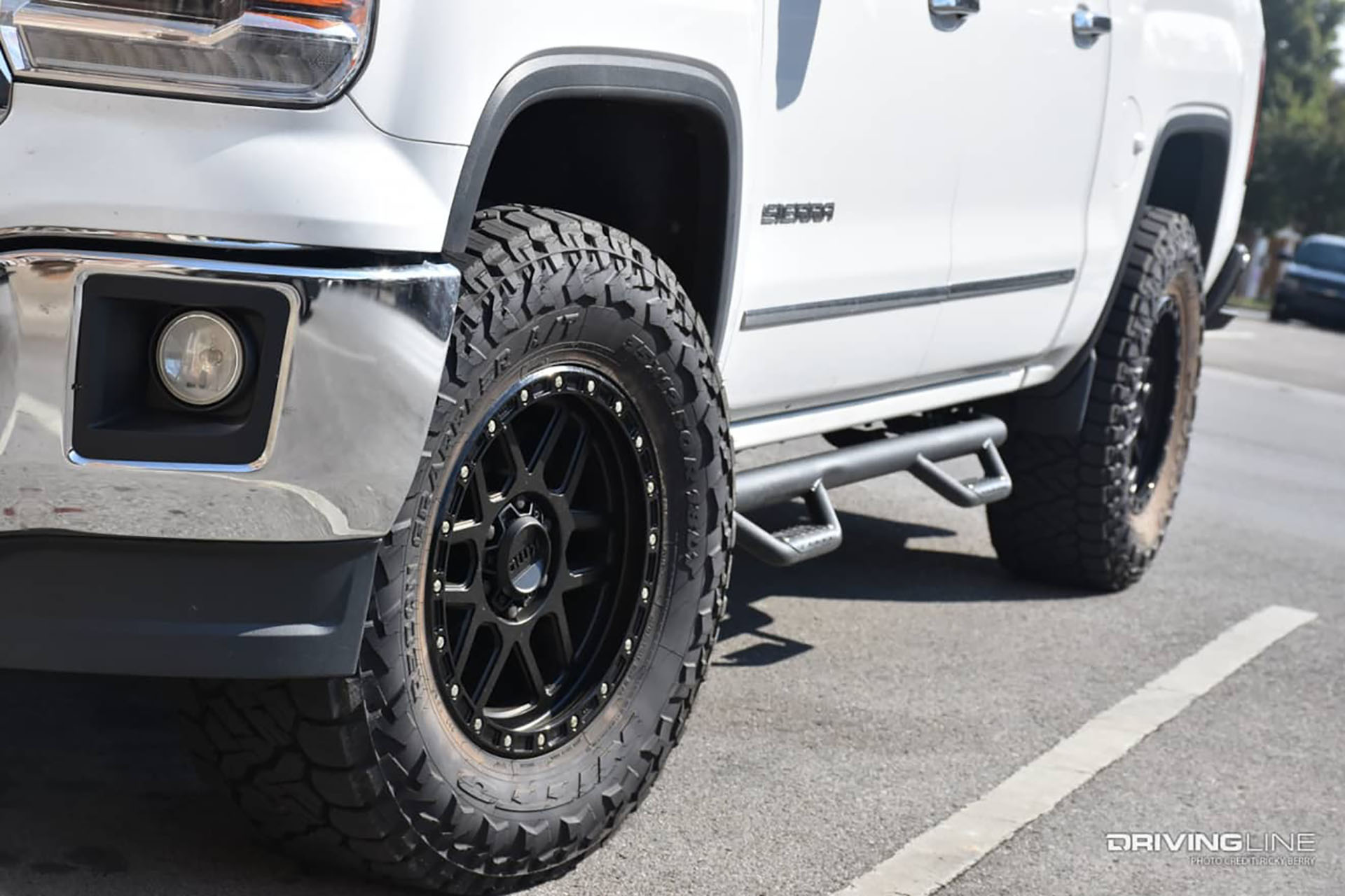 GMC Sierra 1500 on Nitto Recon Grappler