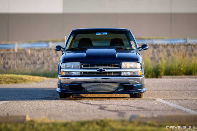 front end of blue Chevy S10 truck