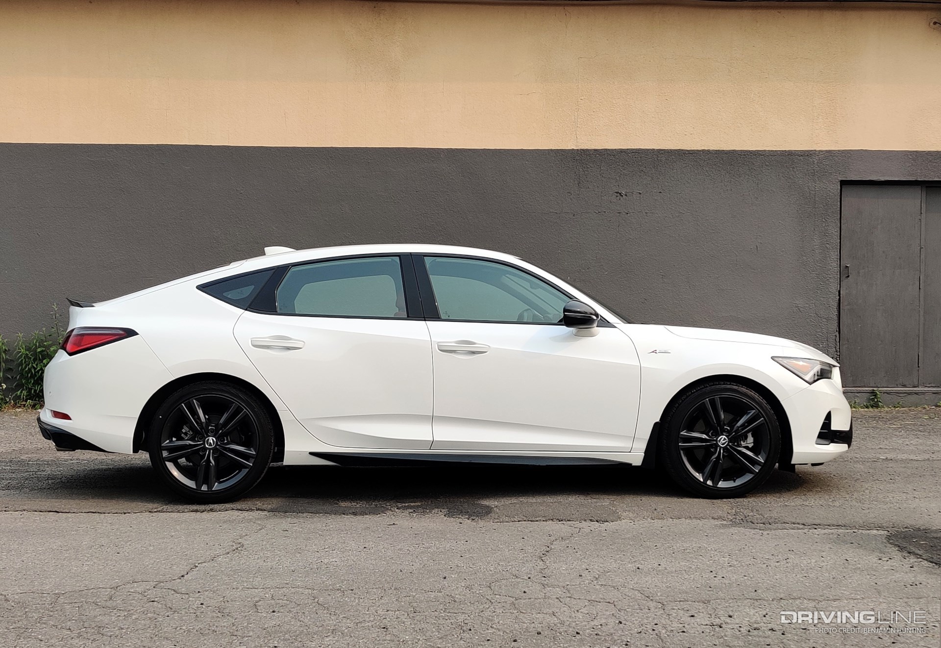2023 Acura Integra 6MT side profile
