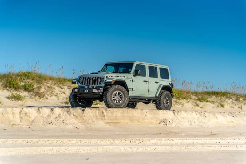 2024 Jeep Wrangler Rubicon 392 Earl Beach 3/4 view