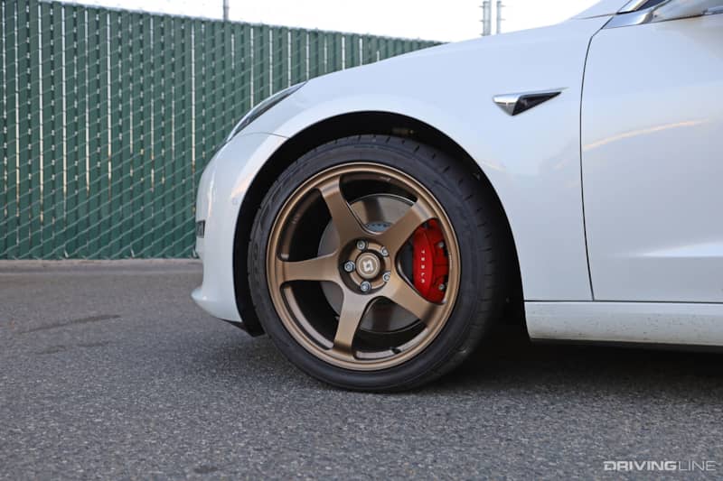 Tesla Model 3 Performance on Nitto NT555 G2