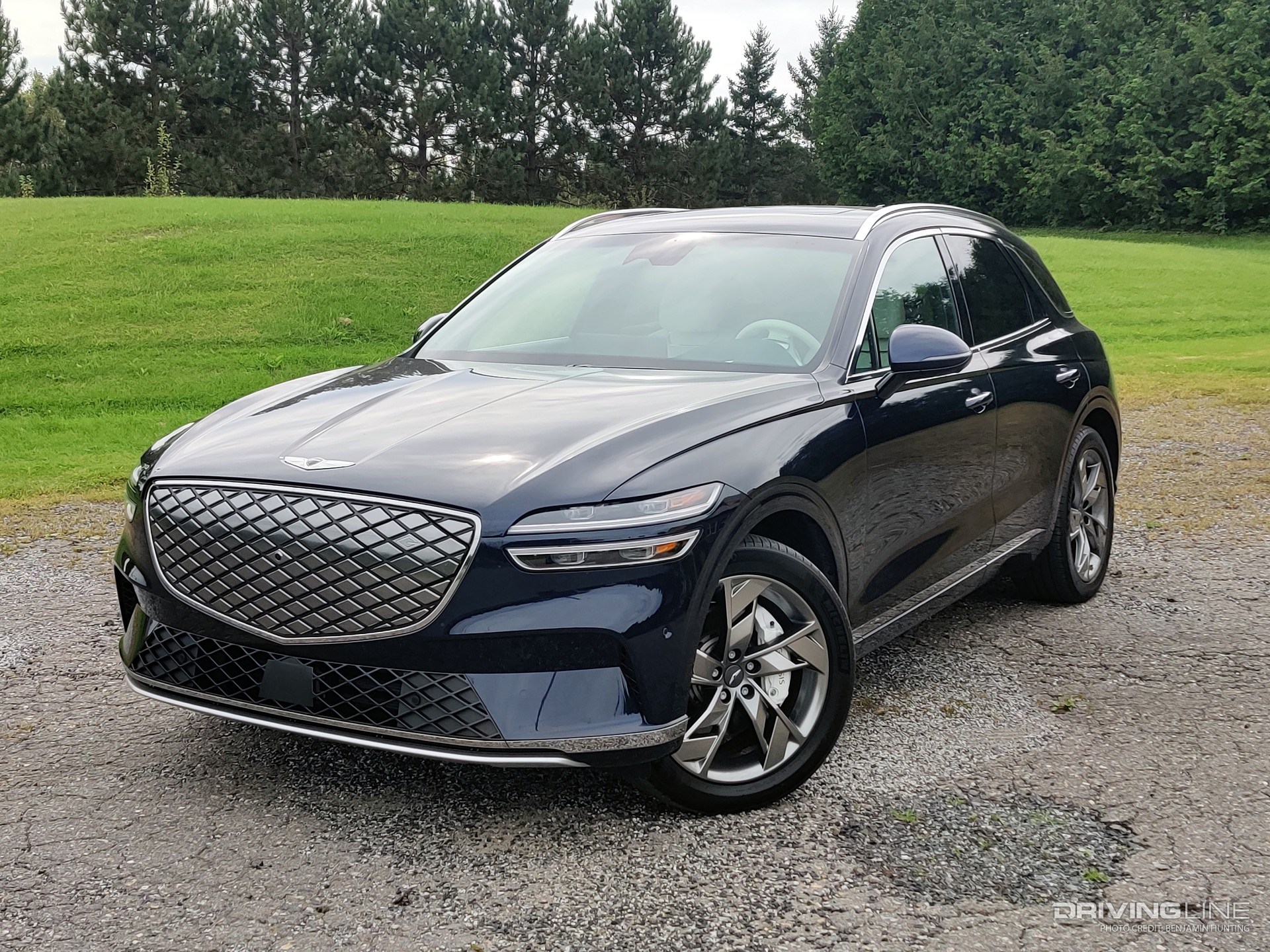 2023 Genesis Electrified GV70 front 3/4