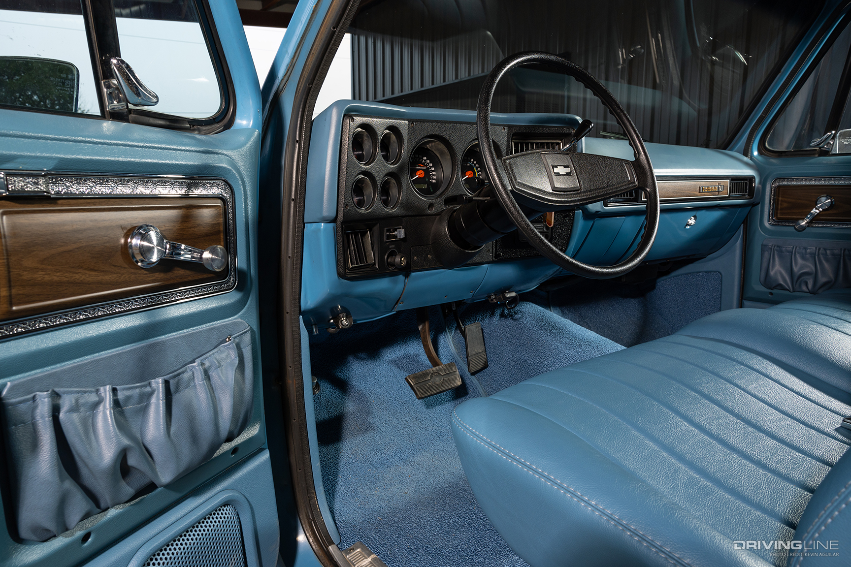 Dash of Eric Pierce's ’77 Chevy C10 Scottsdale Squarebody Truck