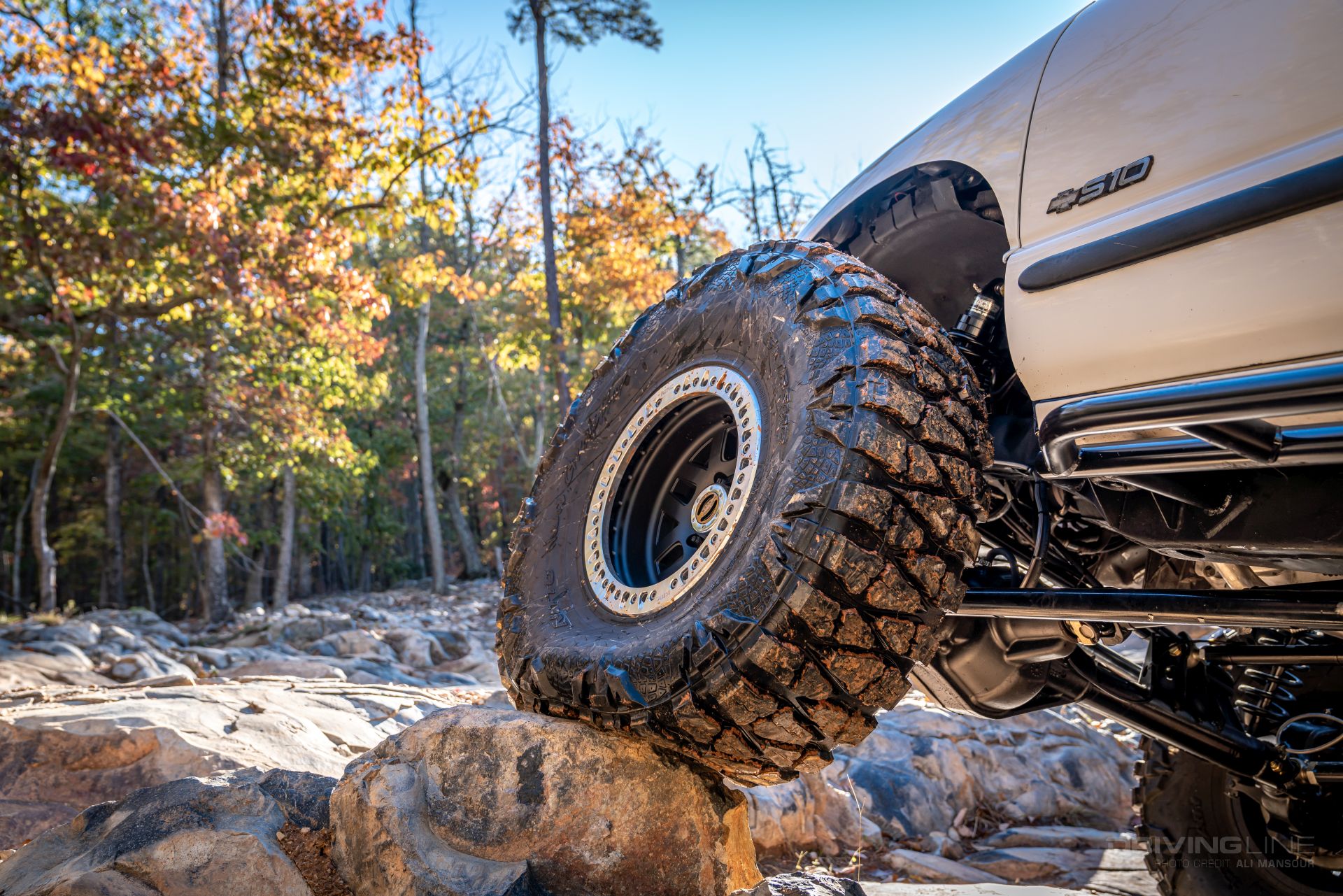 40x13.50R17 Nitto Mud Grappler solid axle chevy s10
